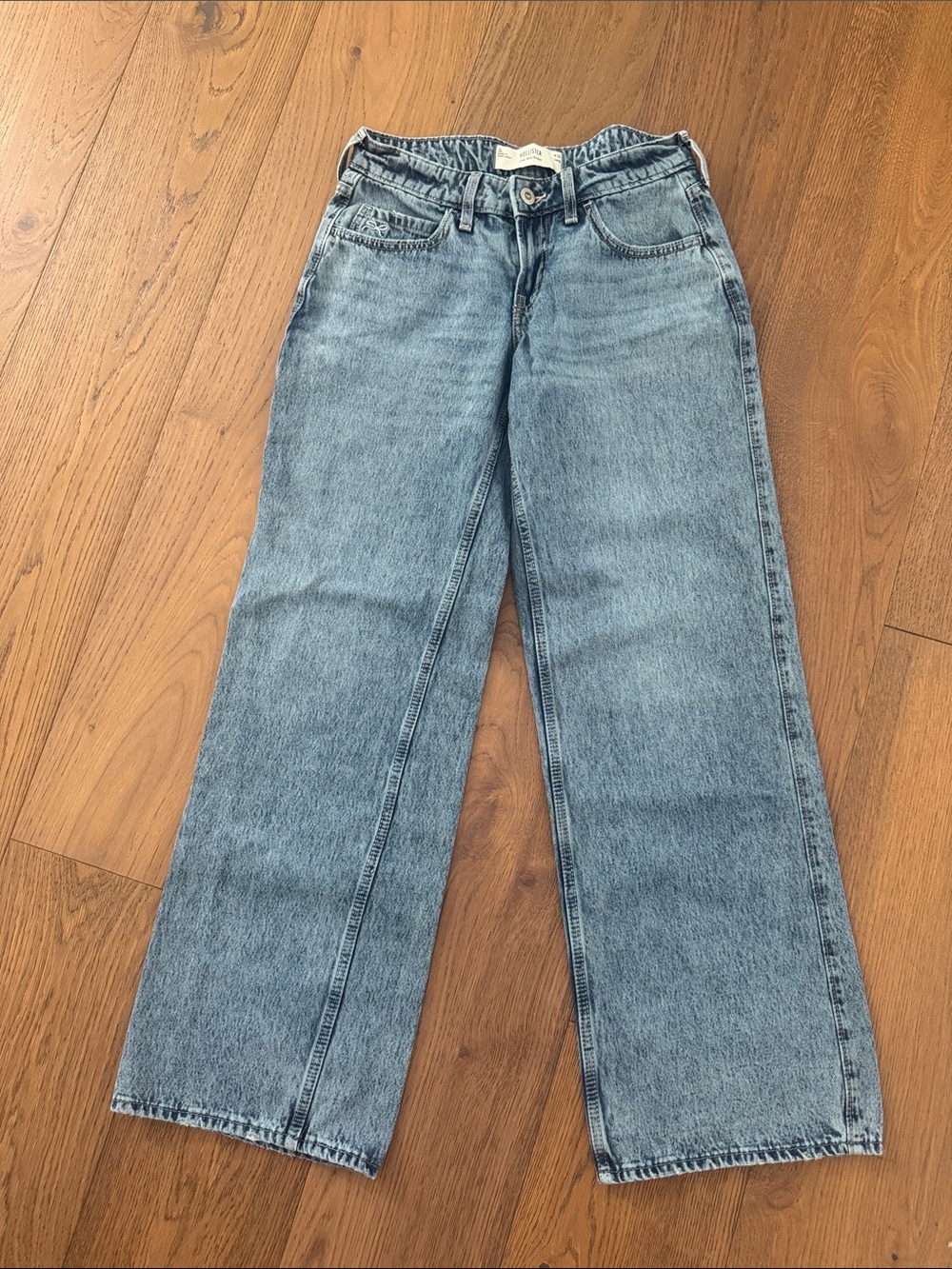 Hollister Wide Straight Leg Jeans - Light Blue Wash